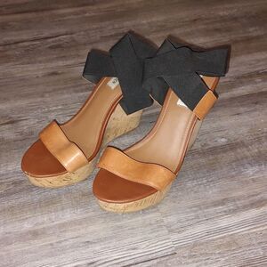 Steve Madden Ropper summer night out kork  platform wedges  Sz 10